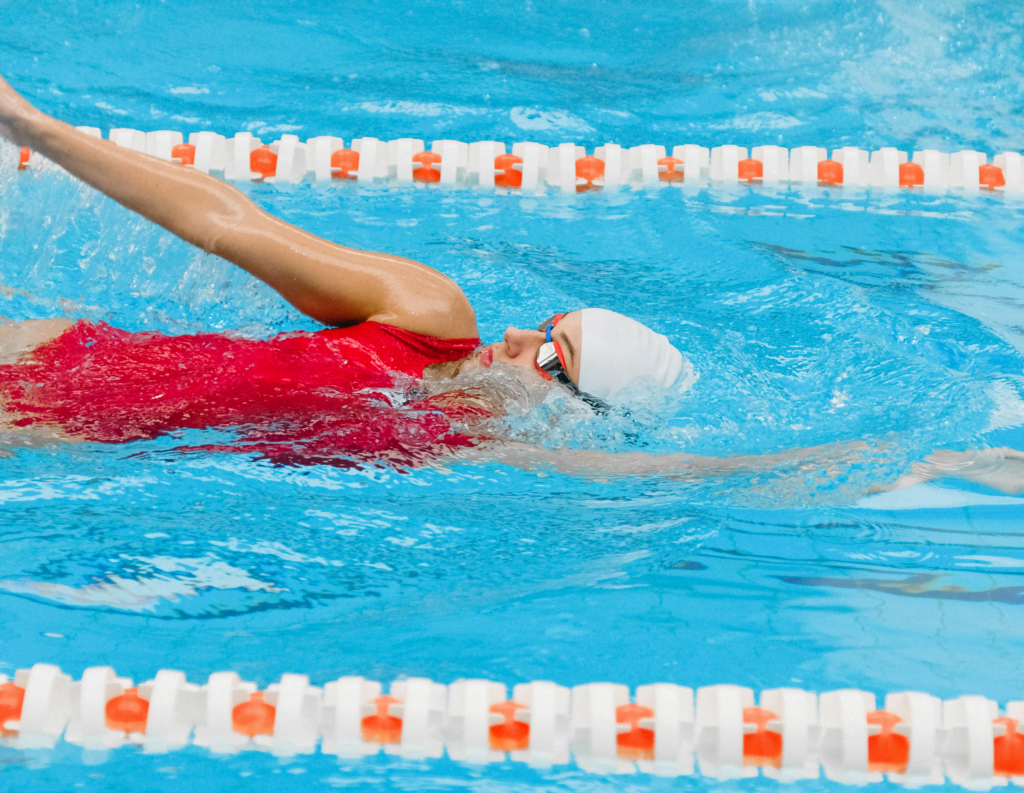 Pellea Fitness - Toronto Canada - Fitness Activity - Women Backstroke Swimmer
