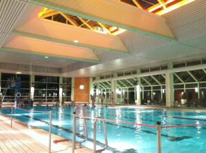 Pellea Fitness - Toronto Canada - Fitness Activity - Men and Women Swimmers Swimming In Pool