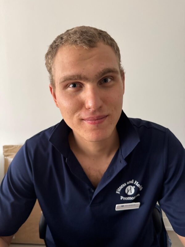 Pellea Fitness - Toronto Canada - Swimming Activity - Gregory's HeadShot