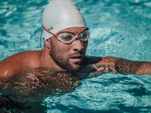 Pellea Fitness - Toronto Canada - Swimming Activity - Man Swimmer